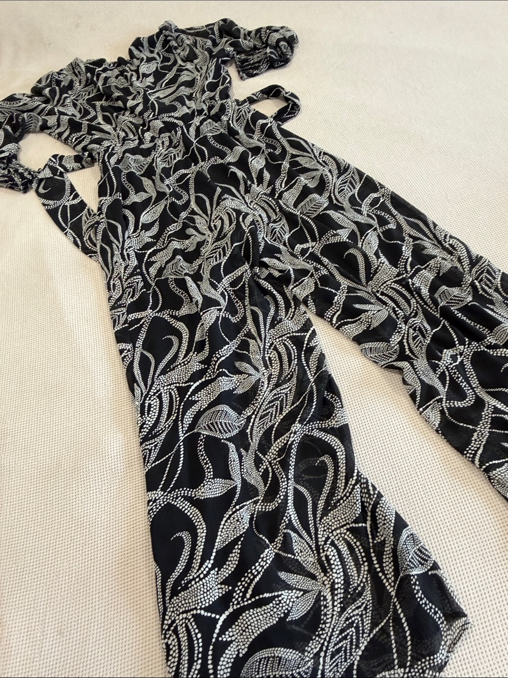 Vince Camuto Black Jumpsuit with White Leaf Print - Picture 10 of 11